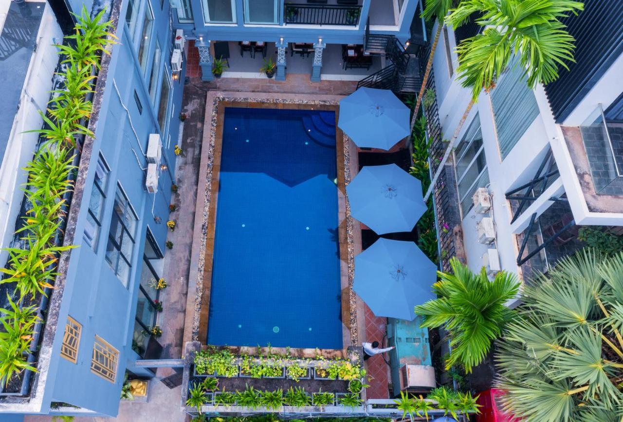 The Rabbit Hole Hotel & Spa Siem Reap Esterno foto