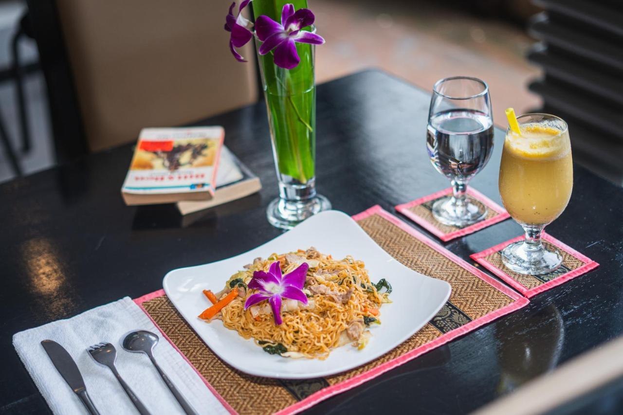 The Rabbit Hole Hotel & Spa Siem Reap Esterno foto