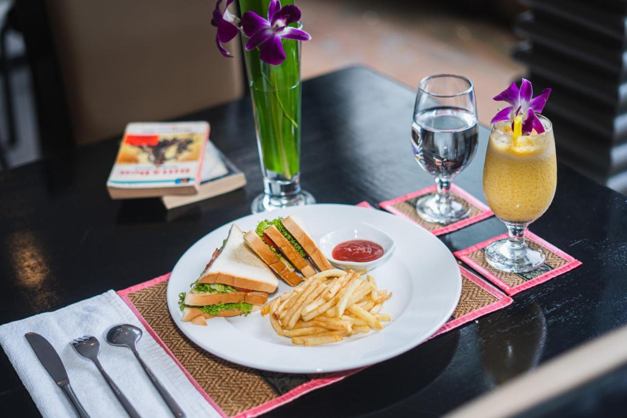 The Rabbit Hole Hotel & Spa Siem Reap Esterno foto